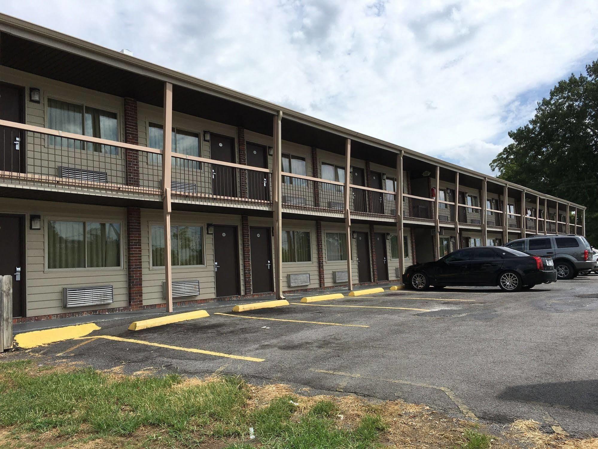 Redwood Inn Gadsden Exterior photo